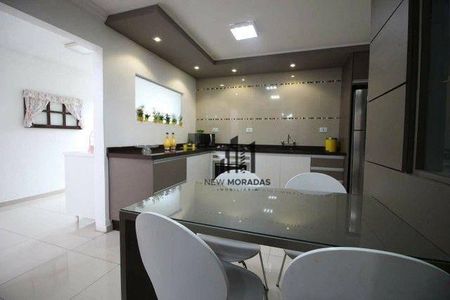 1_photo/94dce54ee1.2f15d505e37c7ac5-ATLAS-cb924d45-7d5b-4efe-8c7d-a221df2978e4.jpg de casa à venda com 3 quartos, 180m² em Cajuru, Curitiba