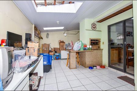 2_photo/94dce54f1d.debc28f122e25a24-ATLAS-032e7241-82b6-4d73-8268-11fcbd44196a.jpg de casa à venda com 3 quartos, 113m² em Cajuru, Curitiba