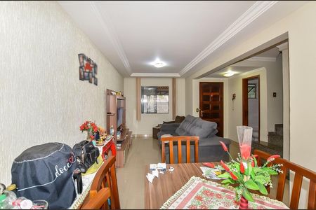 7_photo/94dce54f1d.debc28f122e25a24-ATLAS-6a5fc963-429b-4ff0-ae89-50c0f66b739c.jpg de casa à venda com 3 quartos, 113m² em Cajuru, Curitiba