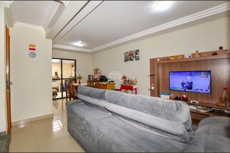 5_photo/94dce54f1d.debc28f122e25a24-ATLAS-c7bad905-d575-4afd-aedb-b8de6d3ce1c0.jpg de casa à venda com 3 quartos, 113m² em Cajuru, Curitiba