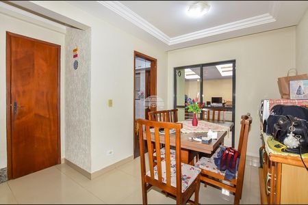 8_photo/94dce54f1d.debc28f122e25a24-ATLAS-e4aca71f-6f9a-4540-9e42-da189b50923a.jpg de casa à venda com 3 quartos, 113m² em Cajuru, Curitiba