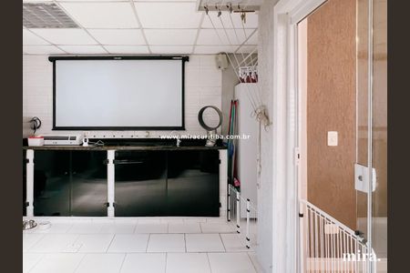 15_photo/94dce54f7f.8f3f2a47dd94676f-ATLAS-a8f45793-9ff5-4d67-9d9e-8f67454c609e.jpg de casa à venda com 3 quartos, 156m² em Cajuru, Curitiba