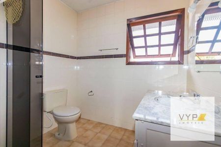 33_photo/94dce5513b.e8a0ff3923ec2af0-ATLAS-43d712a5-55c3-4f1e-8164-8333c2a8b5c8.jpg de casa à venda com 4 quartos, 266m² em Cajuru, Curitiba