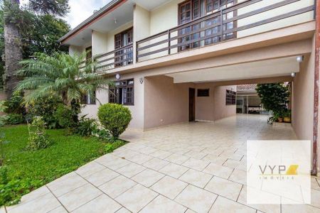 5_photo/94dce5513b.e8a0ff3923ec2af0-ATLAS-92b6854b-ca45-4a66-8de4-6c05b5e0198c.jpg de casa à venda com 4 quartos, 266m² em Cajuru, Curitiba