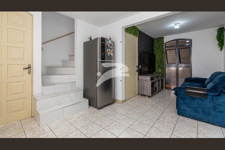 4_photo/94dce552c3.3e9ecb2f2cb75c3d-ATLAS-236e5954-37fe-41b1-8265-204b05ee7c6c.jpg de casa à venda com 2 quartos, 56m² em Cajuru, Curitiba