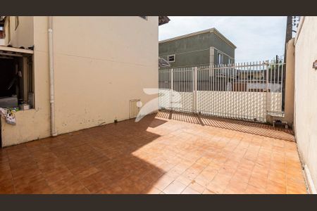 8_photo/94dce552c3.3e9ecb2f2cb75c3d-ATLAS-a54e04d1-0411-4272-b370-9c06010aac74.jpg de casa à venda com 2 quartos, 56m² em Cajuru, Curitiba