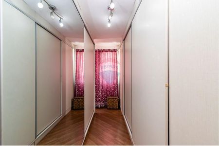 23_photo/94dce552df.411a6e7ba2cd6698-ATLAS-3eb9a25e-b61e-416c-b3d9-4a5aab0e2b72.jpg de casa à venda com 3 quartos, 260m² em Cajuru, Curitiba