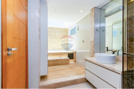 24_photo/94dce552df.411a6e7ba2cd6698-ATLAS-434a9f4d-59ea-43c5-abb9-cbb43a89915c.jpg de casa à venda com 3 quartos, 260m² em Cajuru, Curitiba