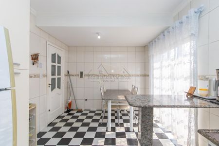 16_photo/94dce55311.2a17df7df6ae08cb-ATLAS-0660eb78-ea78-4e18-bd87-0ae847588180.jpg de casa à venda com 4 quartos, 183m² em Cajuru, Curitiba