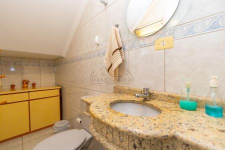 17_photo/94dce55311.2a17df7df6ae08cb-ATLAS-74cdb527-7d1b-4d79-bf55-7036fb2acaa1.jpg de casa à venda com 4 quartos, 183m² em Cajuru, Curitiba