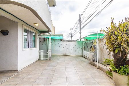 2_photo/94dce55359.dce9149c3cf80f7c-ATLAS-18d28839-c3a9-4b48-b362-fe355f7e2ec4.jpg de casa à venda com 3 quartos, 120m² em Cajuru, Curitiba