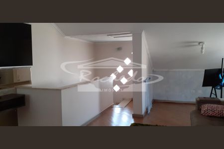 6_photo/94dce5552f.376a3f3aa7886716-ATLAS-177e51f1-01a4-43d1-ab39-eb9722bbfebf.jpg de casa à venda com 1 quarto, 200m² em Cajuru, Curitiba