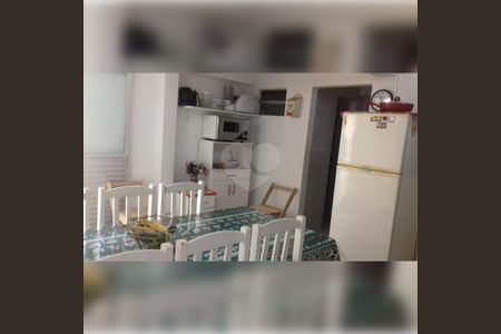 22_photo/94dce556b3.3fb4bb6867ac5dd3-ATLAS-c97ff70d-86f4-4cb4-89ac-ebf4590385ef.jpg de casa à venda com 3 quartos, 72m² em Cajuru, Curitiba