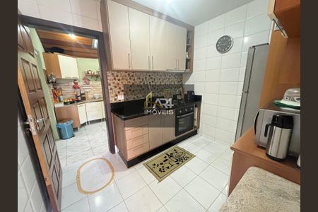 8_photo/94dce558dd.000ce1b743241e96-ATLAS-d9fe40b7-28da-403e-a510-8f6e6d70ade6.jpg de casa à venda com 3 quartos, 110m² em Cajuru, Curitiba