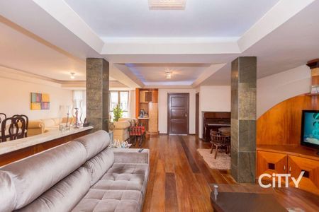 6_photo/94dce55947.4b31ccbd07ec468b-ATLAS-1aacf3d3-5009-43fd-bef0-e14a574c31a4.jpg de casa à venda com 4 quartos, 409m² em Cajuru, Curitiba