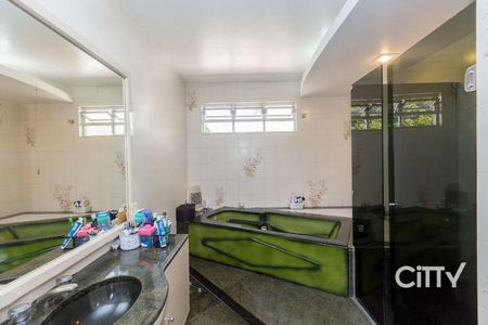 10_photo/94dce55947.4b31ccbd07ec468b-ATLAS-3fc6c2e0-3e86-4d84-92d9-e8b073e59515.jpg de casa à venda com 4 quartos, 409m² em Cajuru, Curitiba