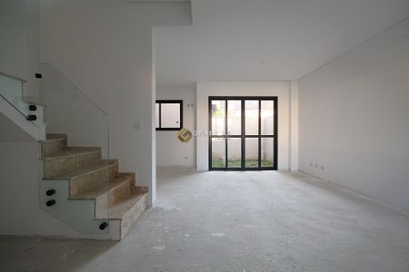 5_photo/94dce55953.346be162f2bdc520-ATLAS-ee9793bd-6a70-4516-a72a-e821b80f3532.jpg de casa à venda com 3 quartos, 114m² em Cajuru, Curitiba