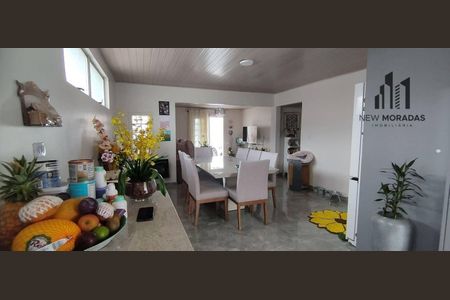 2_photo/94dce559af.4cb2ac9cab7c3d36-ATLAS-2d27ff31-6611-44d5-8354-4fddd8d99d77.jpg de casa à venda com 3 quartos, 123m² em Cajuru, Curitiba