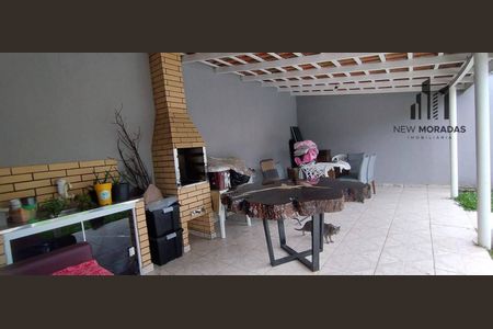 5_photo/94dce559af.4cb2ac9cab7c3d36-ATLAS-36211acd-c7c1-49d7-80a0-20982cf2920d.jpg de casa à venda com 3 quartos, 123m² em Cajuru, Curitiba