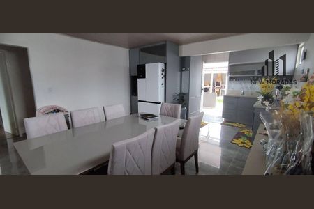 3_photo/94dce559af.4cb2ac9cab7c3d36-ATLAS-92d977e1-ba8c-4ef1-bef3-089fc59974c4.jpg de casa à venda com 3 quartos, 123m² em Cajuru, Curitiba