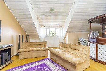 38_photo/94dce559c1.76494f51390ea4ce-ATLAS-b34c51e5-2937-4ea7-ad59-32c845a87587.jpg de casa à venda com 3 quartos, 131m² em Cajuru, Curitiba