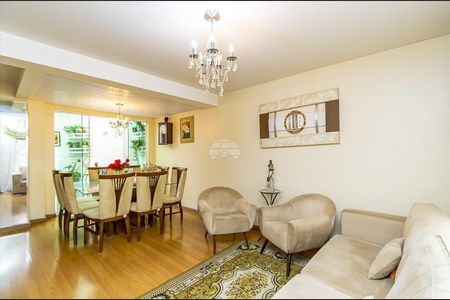 2_photo/94dce559c1.76494f51390ea4ce-ATLAS-b3a1d6c6-4dcb-4e9f-948c-5cdcfdbd5d36.jpg de casa à venda com 3 quartos, 131m² em Cajuru, Curitiba