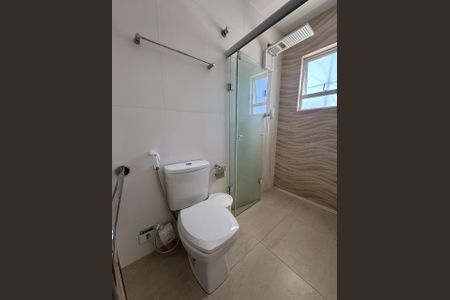 20_photo/94dce55acf.cb21989ac08b58f2-ATLAS-95a331de-11a3-40bc-a83d-e7e59e596153.jpg de casa à venda com 4 quartos, 308m² em Cajuru, Curitiba