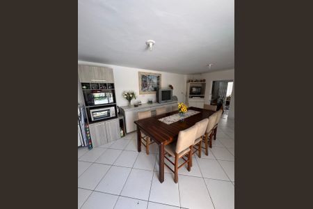 11_photo/94dce55acf.cb21989ac08b58f2-ATLAS-9a309fe6-d745-49d2-87b6-d9b8d873cd9a.jpg de casa à venda com 4 quartos, 308m² em Cajuru, Curitiba