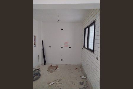 4_photo/94dce55b85.a80a6b862e985aa6-ATLAS-4f748f8d-df2f-41af-9431-c89cf6669d80.jpg de casa à venda com 3 quartos, 111m² em Cajuru, Curitiba