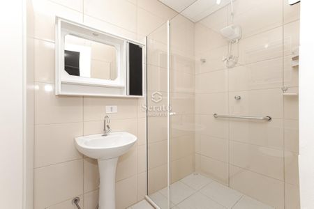 12_photo/94dce55bd9.684669832e88e7bd-ATLAS-70f62f02-b662-4fe9-b4cb-4e858b370361.jpg de casa à venda com 3 quartos, 166m² em Cajuru, Curitiba