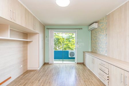 2_photo/94dce55c87.acefdcf8530a41c6-ATLAS-109f3427-99ee-4dd2-b625-0bc28087ec0d.jpg de casa à venda com 3 quartos, 185m² em Cajuru, Curitiba