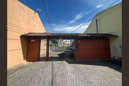 5_photo/94dce55c99.0473144d3f262afb-ATLAS-c438c748-8d59-4e17-9b7f-665cf12d4a8e.jpg de casa à venda com 2 quartos, 88m² em Cajuru, Curitiba