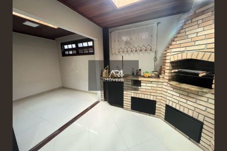 3_photo/94dce55c99.0473144d3f262afb-ATLAS-d0265a3b-e84d-4a39-b981-2f8bbb48b778.jpg de casa à venda com 2 quartos, 88m² em Cajuru, Curitiba