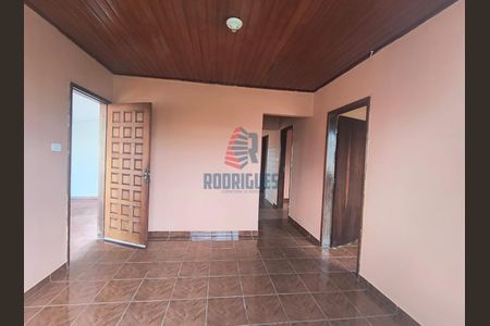17_photo/94dce55cfd.2b112f619e56b1f7-ATLAS-5fb4b813-98fd-4f7b-8be8-833438681924.jpg de casa à venda com 3 quartos, 132m² em Cajuru, Curitiba