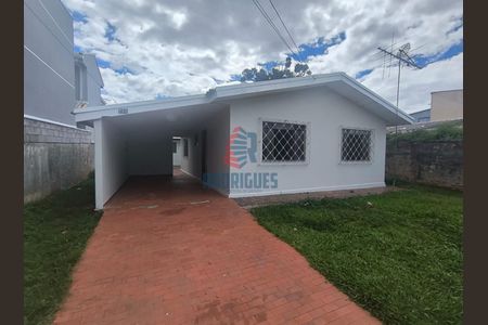 4_photo/94dce55cfd.2b112f619e56b1f7-ATLAS-99df3ecf-35fb-48dc-95ca-08eadf8daf51.jpg de casa à venda com 3 quartos, 132m² em Cajuru, Curitiba