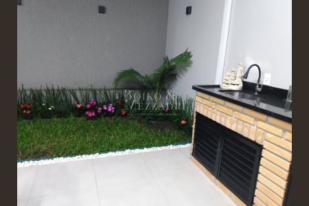 7_photo/94dce55d0b.dd63bef89a0f751f-ATLAS-ab75ffbf-d120-43cd-9a18-4e31244b502e.jpg de casa à venda com 4 quartos, 240m² em Cajuru, Curitiba