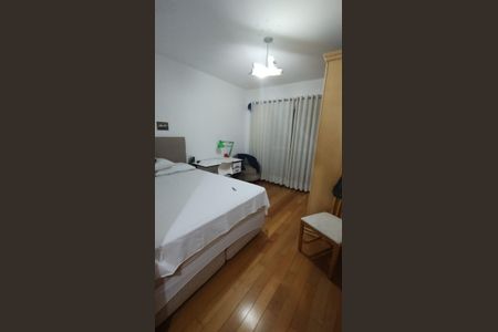 16_photo/94dce55dd1.dd63bef89a0f751f-ATLAS-bec7fe37-9399-4cec-941a-e8a1f3279e34.jpg de casa à venda com 4 quartos, 240m² em Cajuru, Curitiba