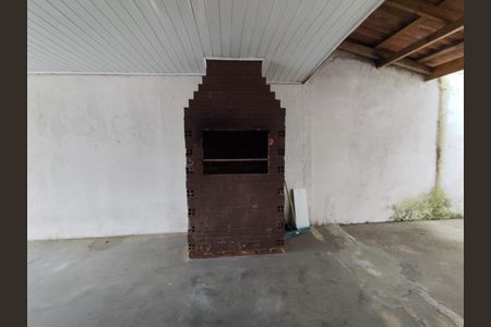 6_photo/94dce55f5d.2f35d73560ba15fa-ATLAS-56d525c8-2ad1-4d9c-9ad3-5d47a9ae06cc.jpg de casa à venda com 3 quartos, 100m² em Cajuru, Curitiba