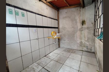 10_photo/94dce55f5d.2f35d73560ba15fa-ATLAS-e842d490-fd0f-42d2-9b49-cdde24e1f431.jpg de casa à venda com 3 quartos, 100m² em Cajuru, Curitiba