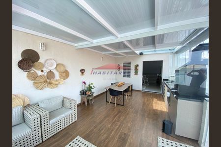 43_photo/94dce5600d.ff86b680611743ed-ATLAS-1bcbe24d-1ef4-4240-9738-e04821dba825.jpg de casa à venda com 3 quartos, 142m² em Cajuru, Curitiba