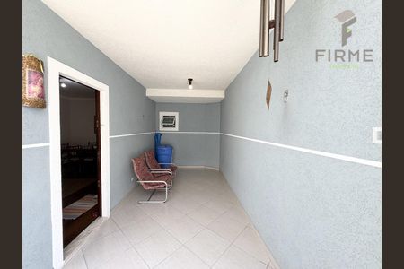 3_photo/94dce5612b.eb7ee1c62e8591fd-ATLAS-d8fc6ab9-726d-4e53-aaf9-83580e789453.jpg de casa à venda com 3 quartos, 99m² em Cajuru, Curitiba