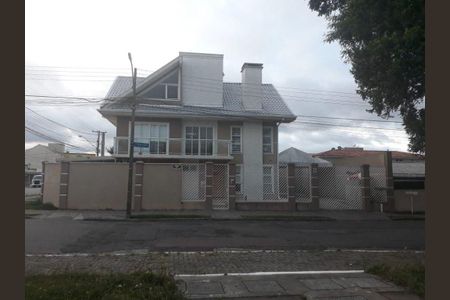 5_photo/94dce56331.aef4de6394ba8e6d-ATLAS-df32c4bb-c9a4-4940-b065-cd7121bec240.jpg de casa à venda com 4 quartos, 270m² em Capão da Imbuia, Curitiba