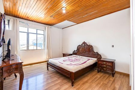 5_photo/94dce56381.61caec31be17e64e-ATLAS-6d919e6f-2172-4f6f-89a2-84ee06ab103e.jpg de casa à venda com 4 quartos, 415m² em Capão da Imbuia, Curitiba