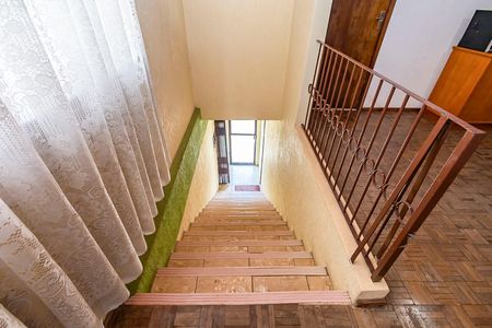 4_photo/94dce56381.61caec31be17e64e-ATLAS-893e3d2d-511d-4e93-8cf8-022e6e9b4ca4.jpg de casa à venda com 4 quartos, 415m² em Capão da Imbuia, Curitiba