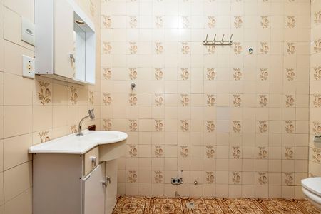 6_photo/94dce56381.61caec31be17e64e-ATLAS-a24792b5-43c2-49d0-8eaf-13fe9ba7b4e2.jpg de casa à venda com 4 quartos, 415m² em Capão da Imbuia, Curitiba