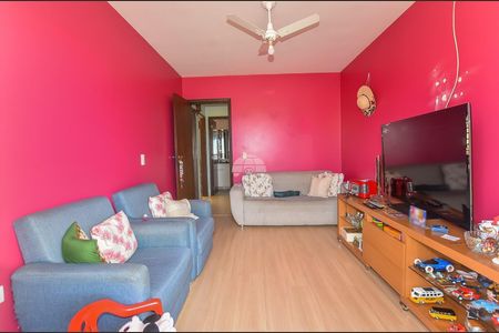 7_photo/94dce5673d.caf6c04f909f2ef2-ATLAS-fa41451c-983a-4eab-98cb-3ad143df13f4.jpg de casa à venda com 3 quartos, 190m² em Cajuru, Curitiba