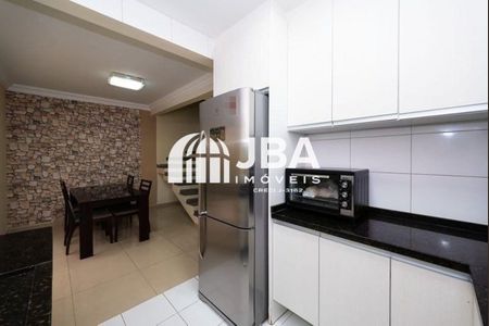 11_photo/94dce567c5.0f81dd1a9a4f6ffb-ATLAS-a6a43f50-0c95-4ced-9f91-7b9b96c5b8cf.jpg de casa à venda com 3 quartos, 107m² em Cajuru, Curitiba