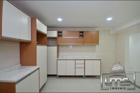 1_photo/94dce56965.4cea1a0b3f6bbd2f-ATLAS-37fbf908-a396-4f6c-b9bf-e0bf9595c3d5.jpg de casa à venda com 2 quartos, 160m² em Cajuru, Curitiba