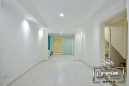 10_photo/94dce56965.4cea1a0b3f6bbd2f-ATLAS-695ff116-4e82-4f59-bc04-f22acae79ebe.jpg de casa à venda com 2 quartos, 160m² em Cajuru, Curitiba