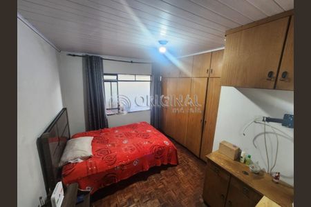 5_photo/94dce56a31.bae9bb342cbbd25b-ATLAS-e45ca2f2-7aa9-49e9-8f14-7d267fd688ff.jpg de casa à venda com 3 quartos, 140m² em Cajuru, Curitiba